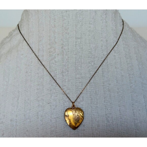 Vintage Antique 1/20 12K Gold-Filled Flower-Etched Heart Locket Necklace 18 in - Picture 1 of 16